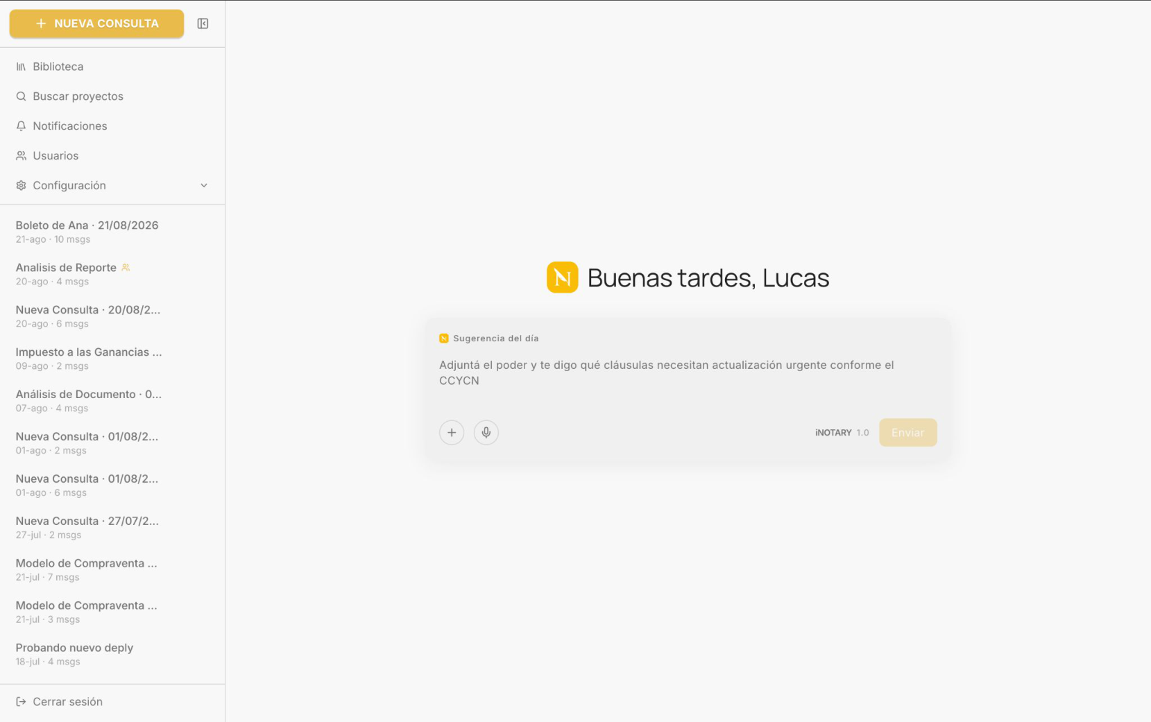 Chat conversacional de iNOTARY respondiendo una consulta